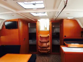 Bavaria Cruiser 51 - Interior image