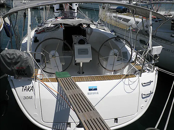 Bavaria Cruiser 34 - External image