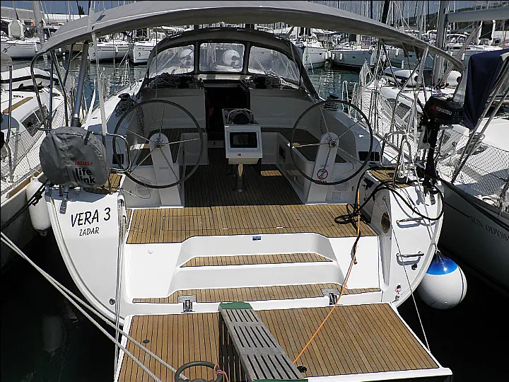 Bavaria Cruiser 46   - External image