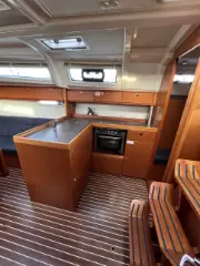 Bavaria Cruiser 37 - 