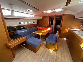 Sun Odyssey 479 - Interior image