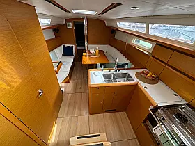 Sun Odyssey 389 - 3 cabins - Interior image